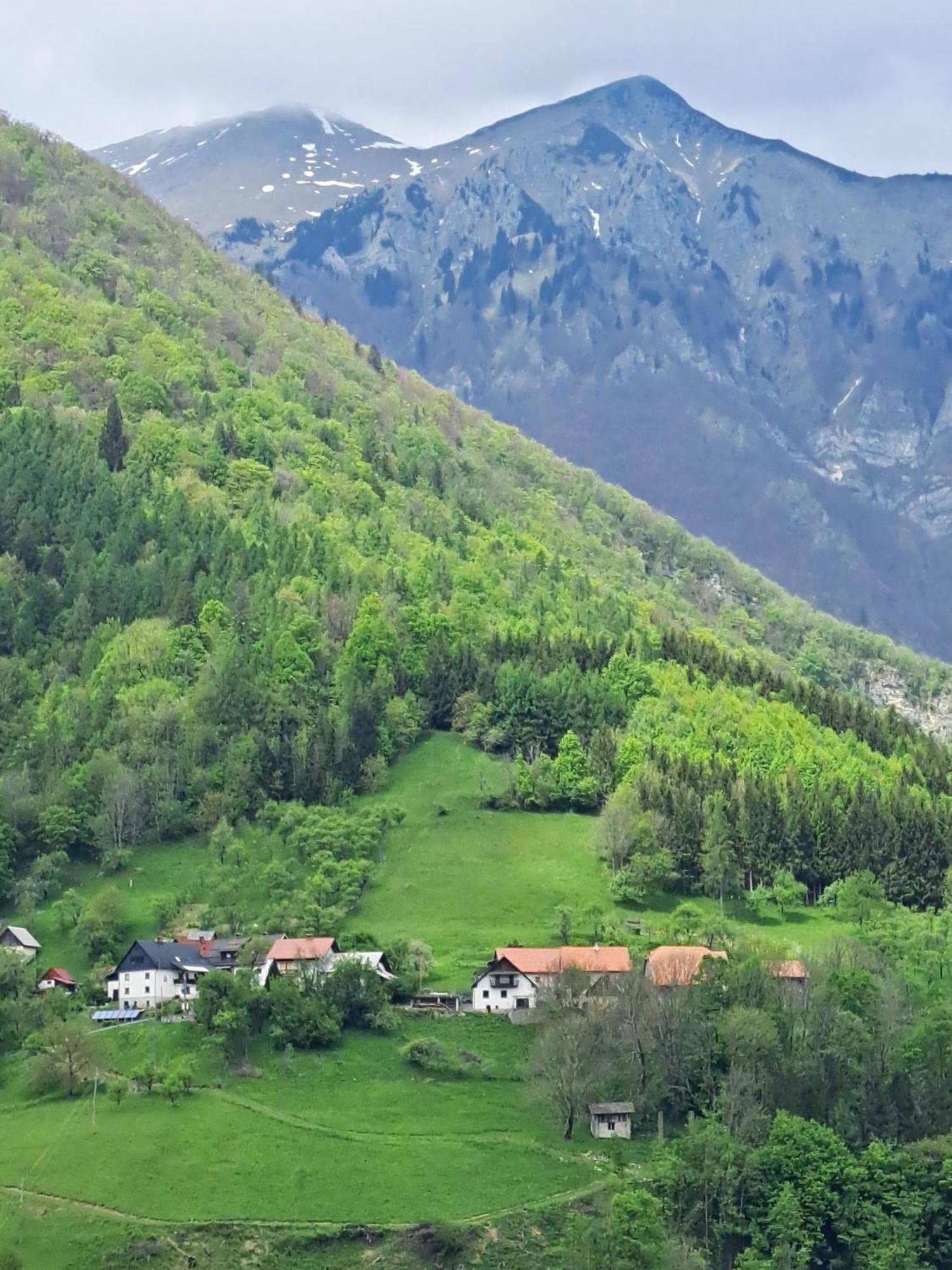Hikers Hut Hisar Διαμέρισμα Podbrdo Εξωτερικό φωτογραφία